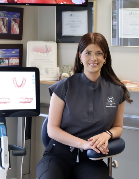 Amélie, hygiéniste dentaire Amélie, hygiéniste dentaire